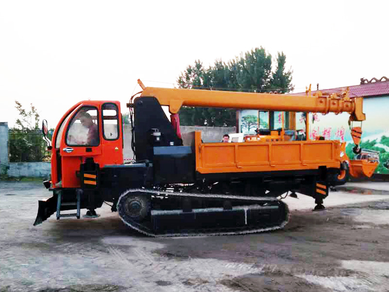 履帶吊車(chē)